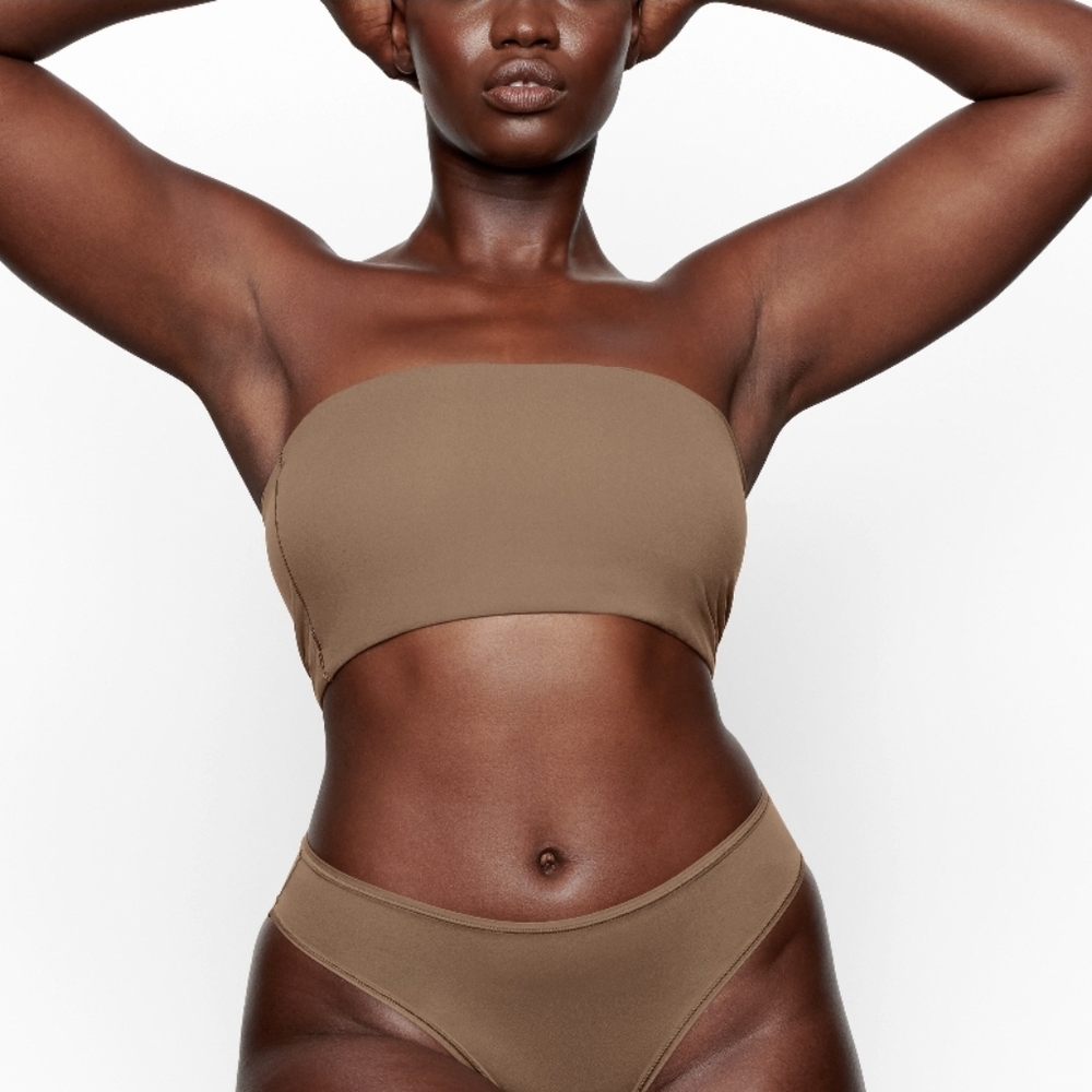 SKIMS Fits Everybody Bandeau Size:XL Oxide
